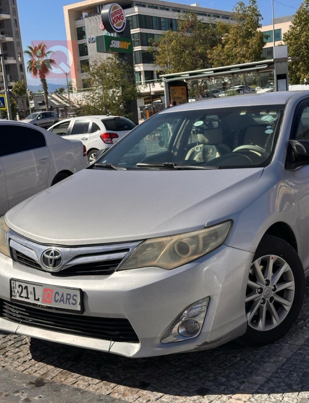 تۆیۆتا کامری